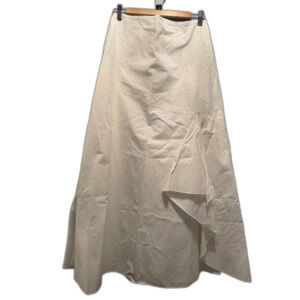 Ann Mashburn White Skirt with Modern Ruffle Detail – Women's Size Medium